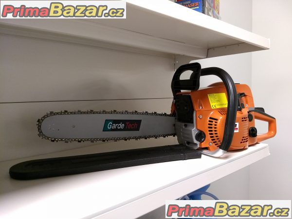 Benzínová řetězová pila 2,2kW GardeTech CT52