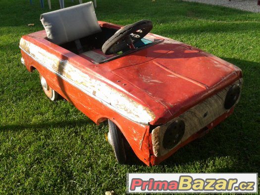 šlapací auto moskvič – fotografie 4