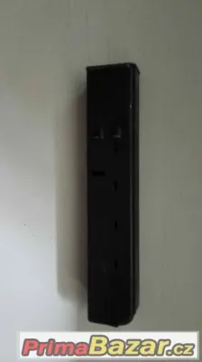 Prodám UZI 9mm zásobník 25 ran.