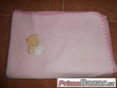 Růžová deka do kočárku  - hezká, tenčí