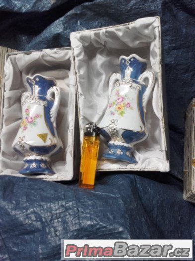 Krásné porcelánová vázičky – fotografie 3