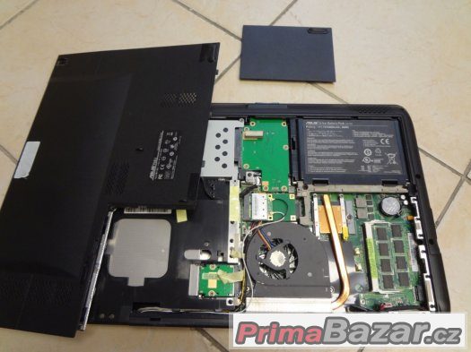 ASUS P50IJ notebook na díly – fotografie 2