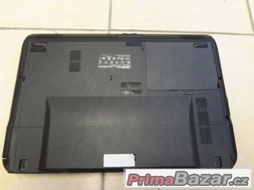 ASUS P50IJ notebook na díly – fotografie 3