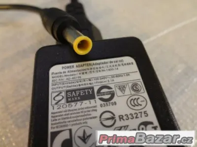 SAMSUNG nabíječka adaptér 19V 2.1A 40W originál