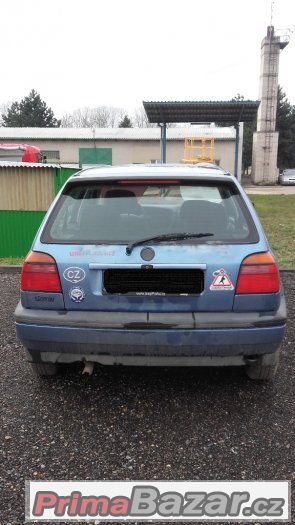 VW Golf III 1,8 – fotografie 3