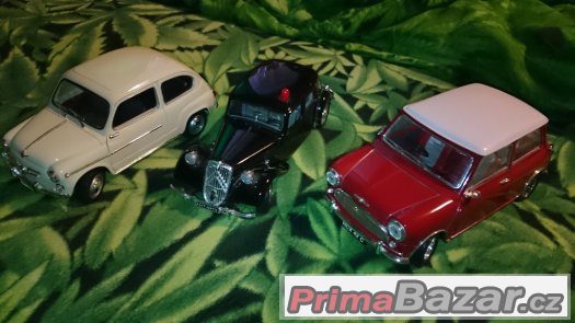 Prodám tyto 3 staré modely – fotografie 1