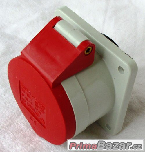 Třífázová zásuvka - 5 pólová, 16A / 400V, krytí IP 44, TT – fotografie 1