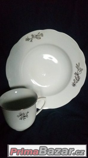 Luxusní porcelánová souprava talíře a krnků – fotografie 1