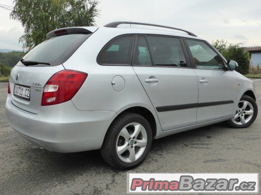 ŠKODA FABIA 2 COMBI 2012 1.2TSI 63KW 8xBAG VYHŘÍVANÉ SEDAČKY – fotografie 3