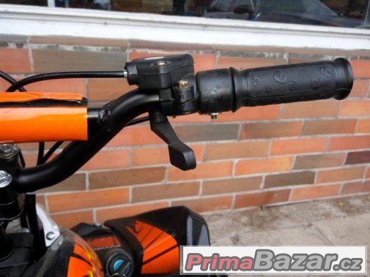 Dětská čtyřkolka 49cc Python Deluxe oranžová – fotografie 4