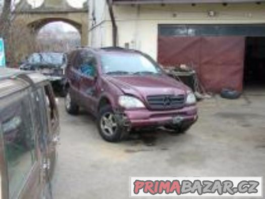 MERCEDES BENZ ML – fotografie 1