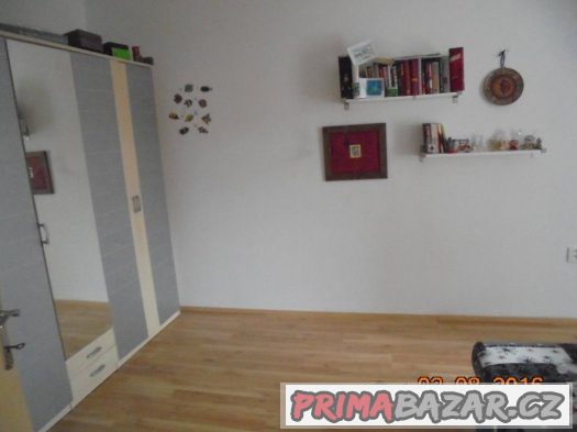 Rekonstr.cihl.byt 2+kk se zahradou v 2NP Plzeň Doubravka – fotografie 3