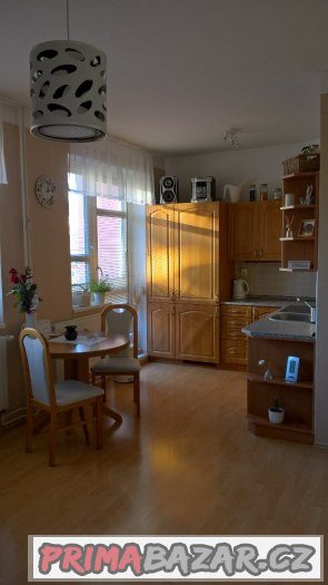 Zděný byt 2+kk v blízkosti centra – fotografie 3