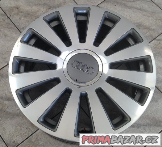 AUDI A8 - ORIGINÁL 19 ALU DISK KOLO pěkný stav – fotografie 1