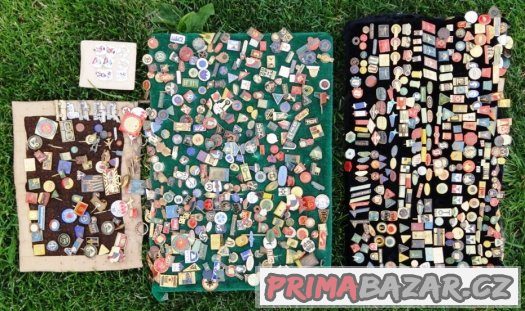 Prodám sbírku cca 1000 ks firemních odznaků – fotografie 1