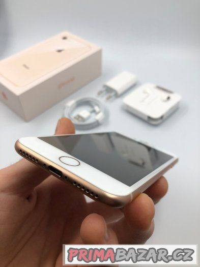 Apple iPhone 8 256GB zlatý – fotografie 4