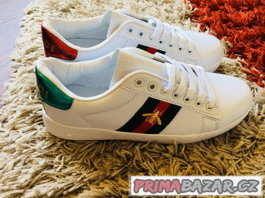Gucci sneakers – fotografie 1