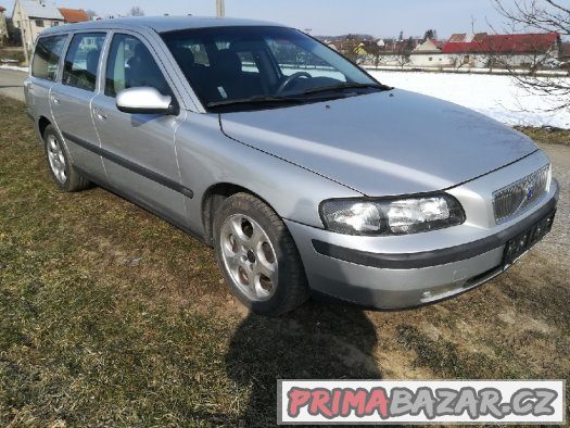 Volvo V70 2.4 D5 120kw R.V.2002 – fotografie 1