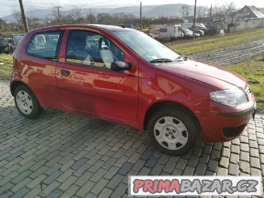 Fiat Punto 1.2 i 44kw R. V. 2005 Klima, ABS – fotografie 1