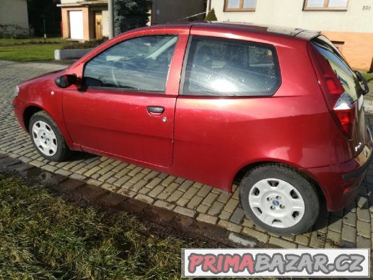 Fiat Punto 1.2 i 44kw R. V. 2005 Klima, ABS – fotografie 3