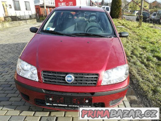 Fiat Punto 1.2 i 44kw R. V. 2005 Klima, ABS – fotografie 5