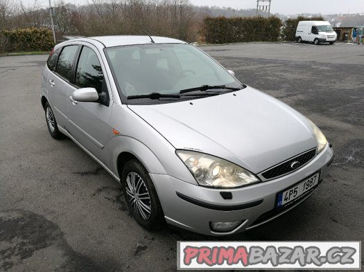 FORD FOCUS 1,6 16V GHIA.5DV.TAŽNÉ.KLIMA.2002 – fotografie 2