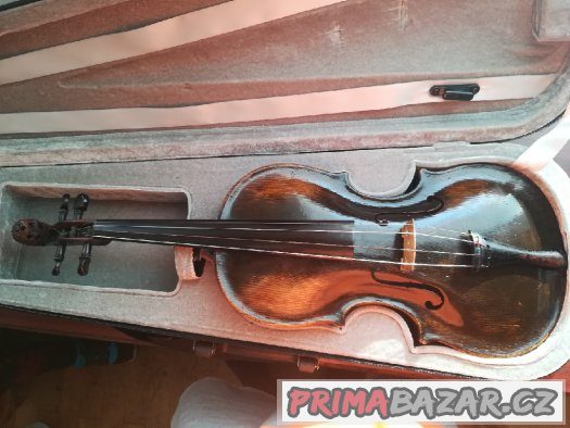 housle Jacobs stainer in absam prope oenipontum Anno 16 – fotografie 1
