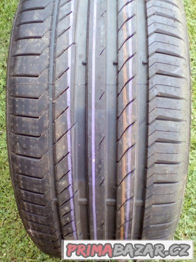 245/40 R18 – fotografie 1