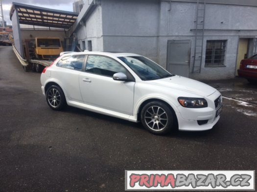 Volvo C30 r.v.12/2009 1,6d R design i na splátky každému – fotografie 1