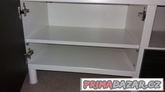 Stolek pod TV – fotografie 3