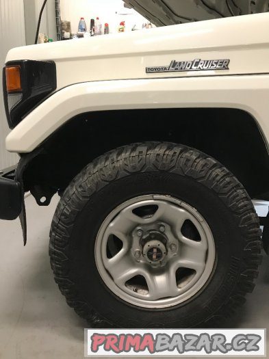Toyota land cruiser hzj 78 – fotografie 1