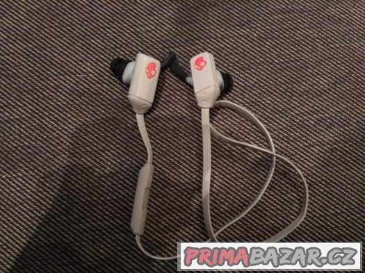 Sluchátka na bluetooth SkullCandy – fotografie 1