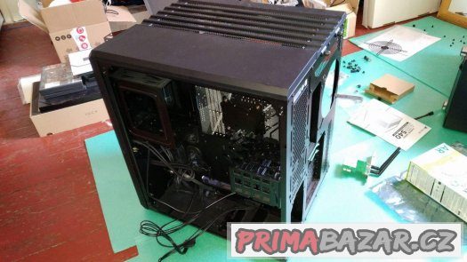 Corsair Carbide Air 540 – fotografie 3