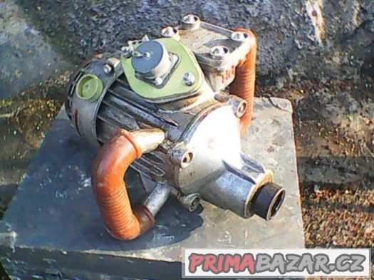 RUČNÍ MOTOR CCCP – fotografie 1