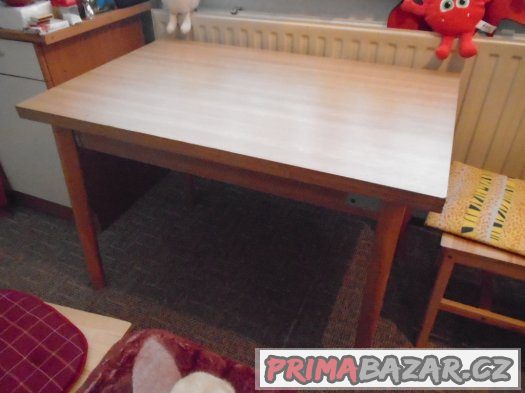 kuchyňský stůl 110x70cm – fotografie 3