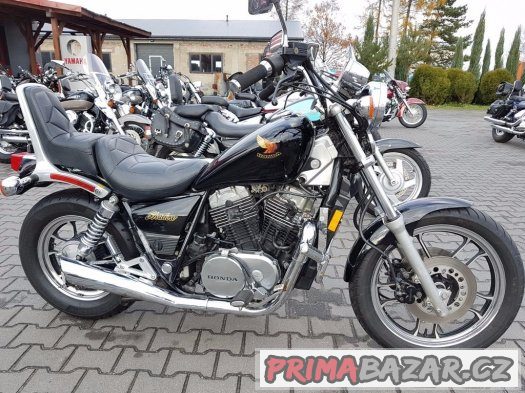 Honda Shadow vt 750  Hollandski ako novy – fotografie 1