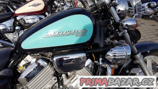 Honda vf 750 magna novy model pikny 1998 roku – fotografie 4