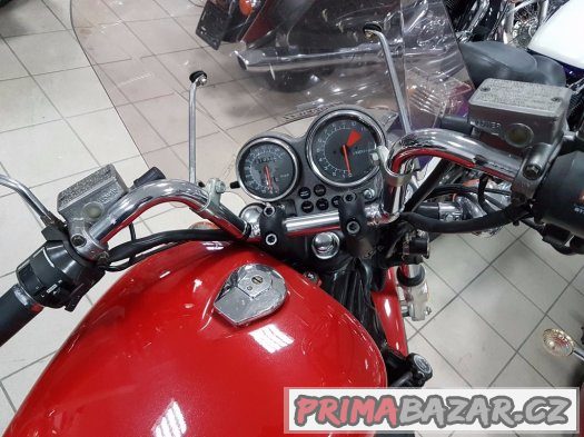 Honda Magna vf 700 vf 750  krásna lame ako novy – fotografie 2