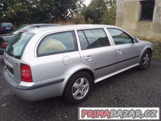 octávia combi  1,6 i 75 kw AT  rok  2002  najeto :220911km – fotografie 3