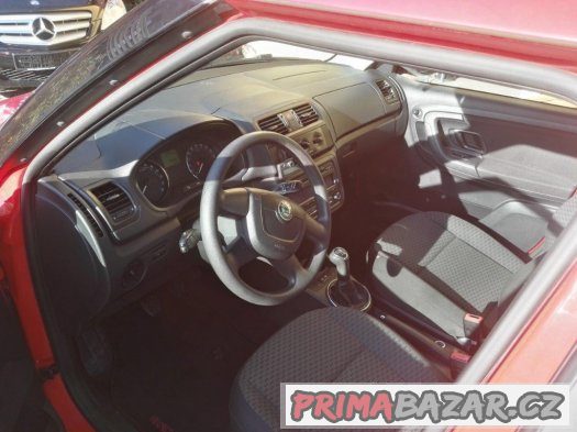 fábia combi 1,6 tdi 77 kw AMBIENTE rok 11/2010 – fotografie 5