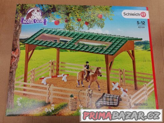 Schleich jezdecký areál s koněm a příslušenstvím – fotografie 1