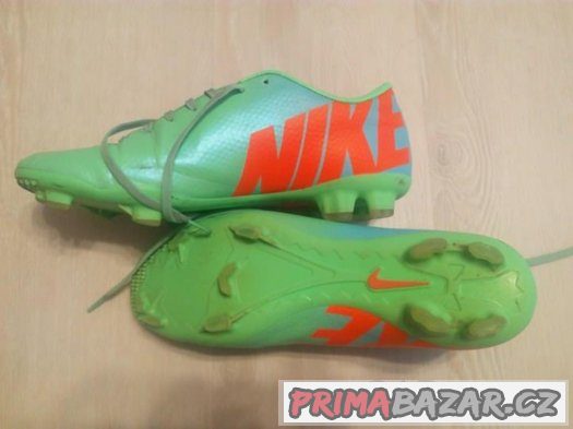 Kopačky NIKE MERCURIAL VICTORY IV – fotografie 1