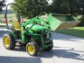 John Deere 2320 traktor s příslušenstvím