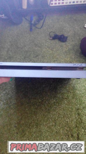 PlayStation 4,1TB – fotografie 2