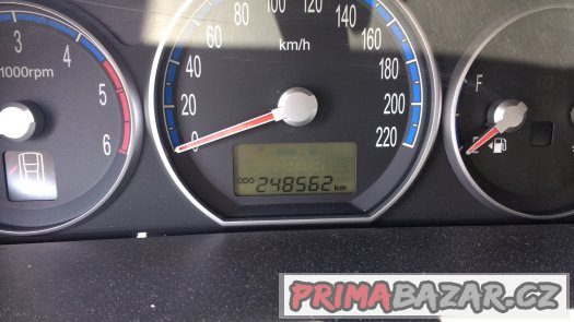 Hyundai SantaFe 2,2CRDi 114kW, 2007, 1.majitel, kůže, tažné – fotografie 5