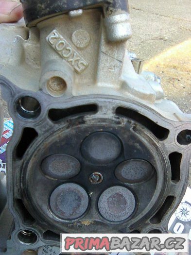 DILY na MOTOR yamaha YZ 250F 01-13 – fotografie 2