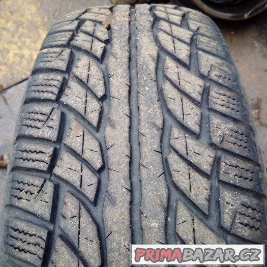 205/70R15 96T Yokohama vzorek 6mm zimní – fotografie 1