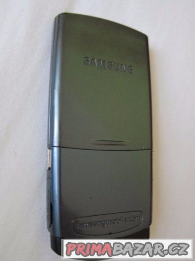 Mobilní telefon Samsung U600 – fotografie 2