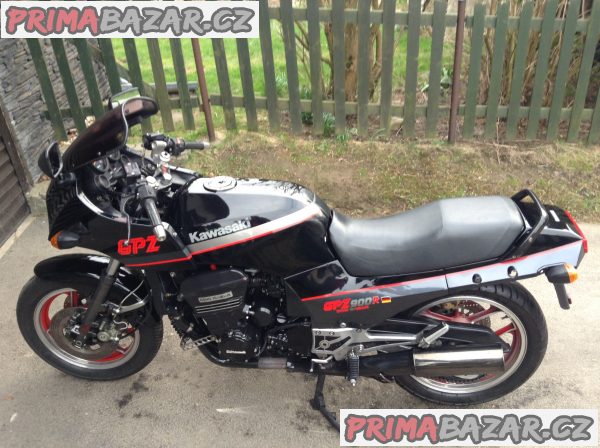 Kawasaki 900R – fotografie 2