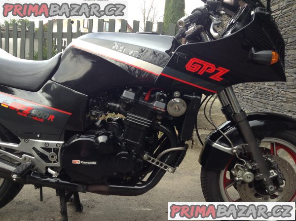 Kawasaki 900R – fotografie 4